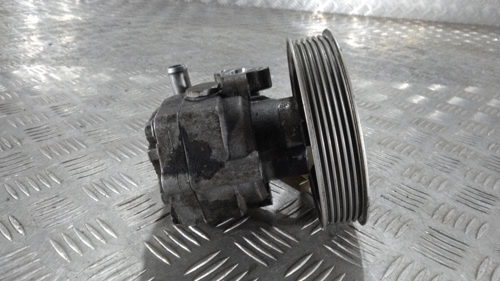 Насос гидроусилителя руля к Audi A4 B8/8K (07-11)