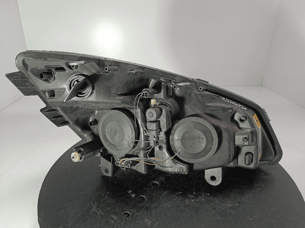 Фара левая к Renault Scenic 2 (03-06)