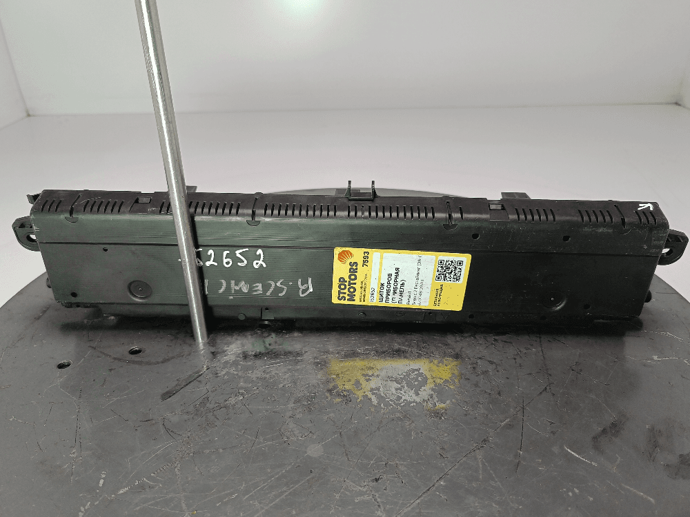 Щиток приборов (приборная панель) к Renault Scenic 2 Рестайлинг (06-09)