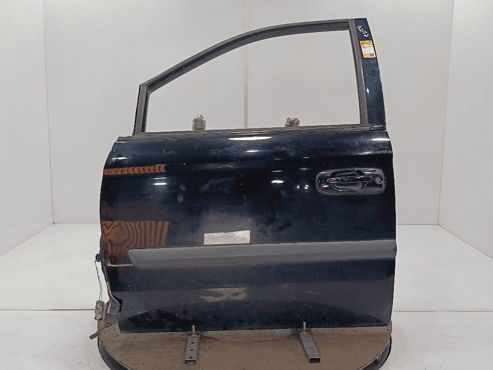 Дверь передняя левая к Chrysler Voyager 4 (01-04)