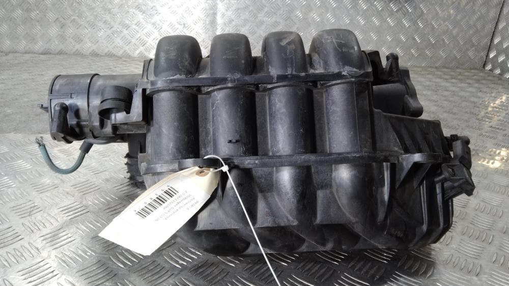 Коллектор впускной к Volkswagen Golf 5 (03-09)
