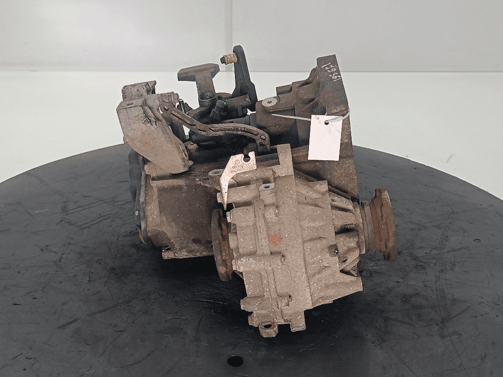 КПП механическая (МКПП) к Volkswagen Golf 5 (03-09)