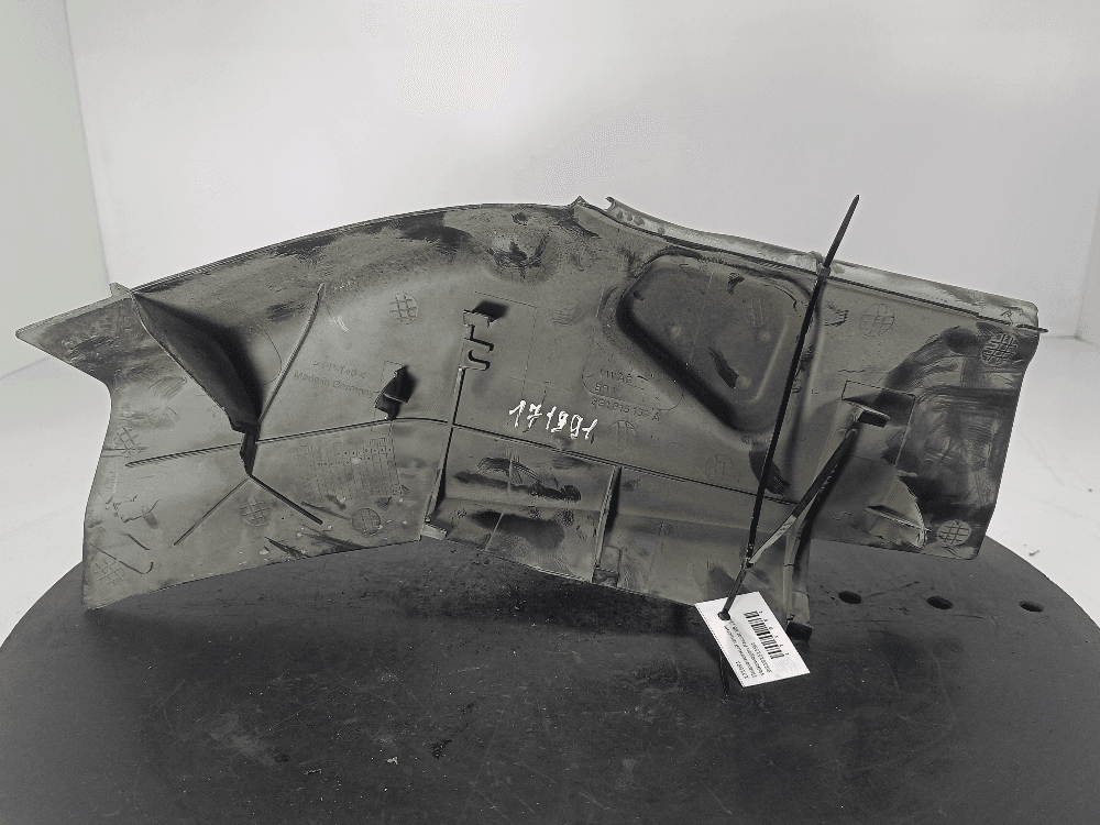 Подкапотный пластик к Volkswagen Passat B8 (14-19)