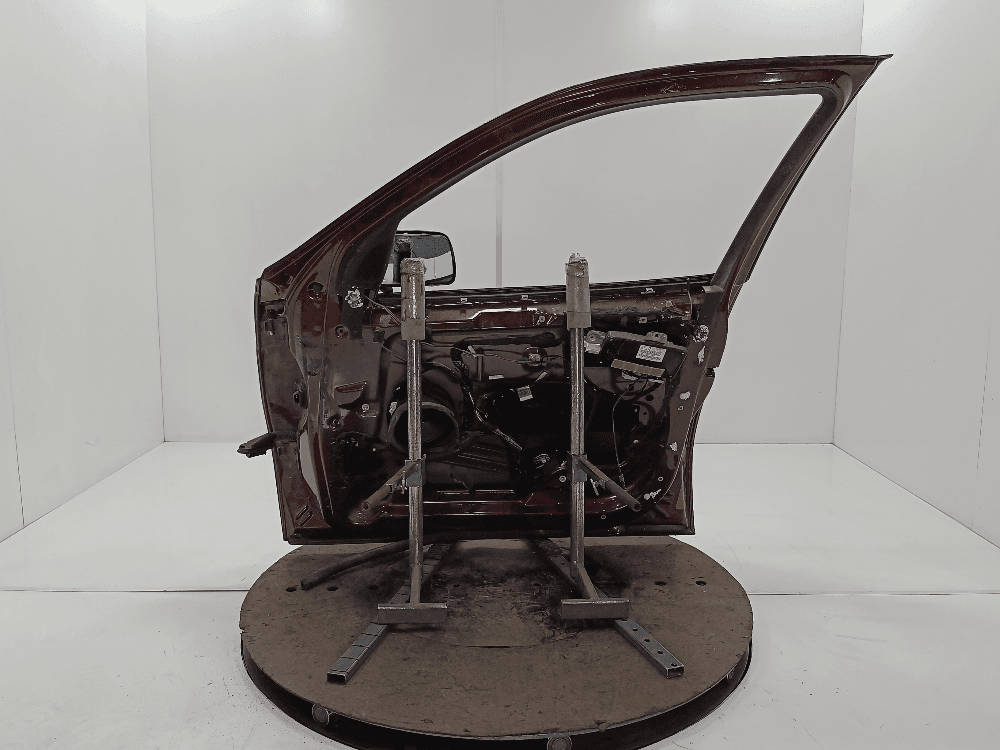 Дверь передняя правая к BMW X5 E53 Рестайлинг (03-06)