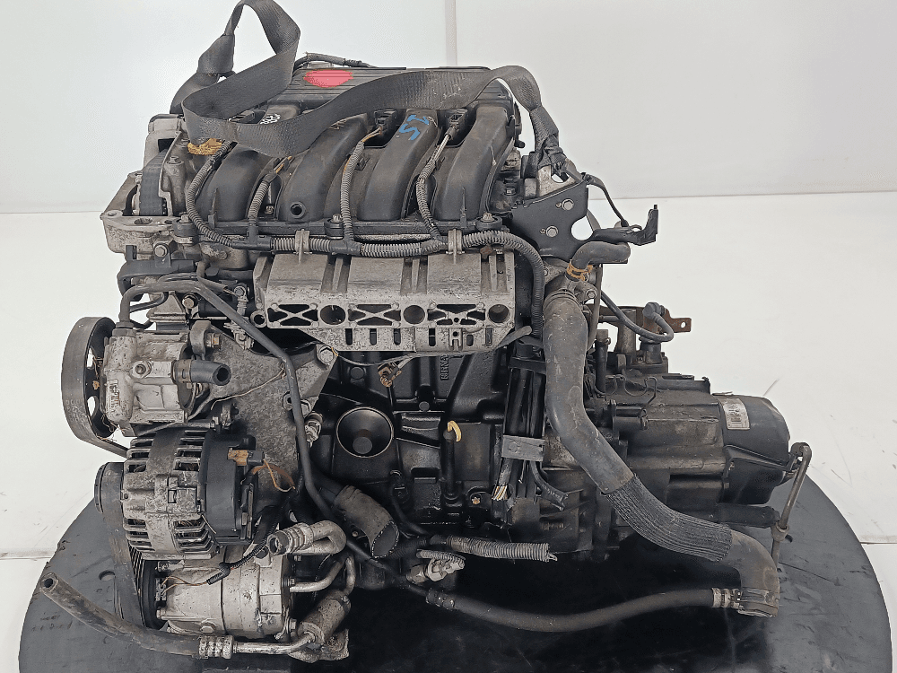 Двигатель к Renault Laguna 2 (01-05)