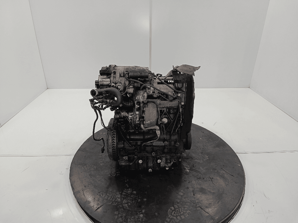 Двигатель к Renault Laguna 2 (01-05)