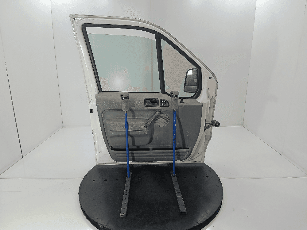 Дверь передняя левая к Ford Transit Connect 1 (02-09)
