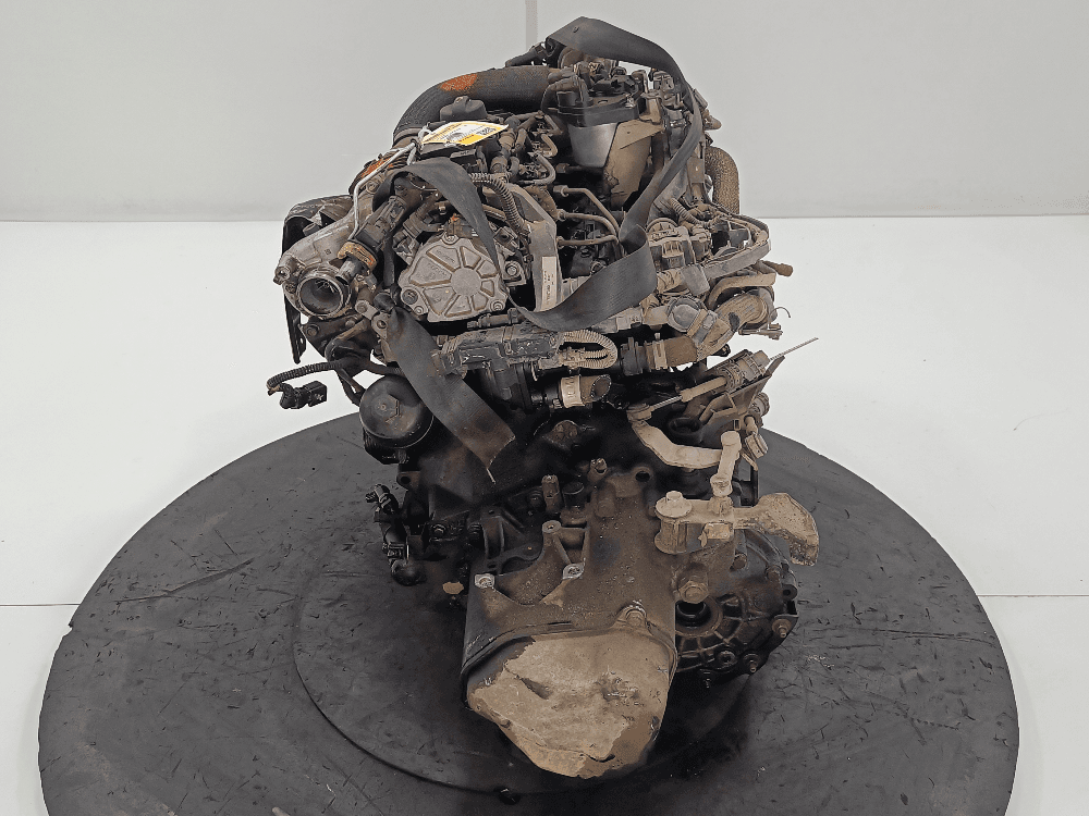 Двигатель к Peugeot 208 1 (12-15)