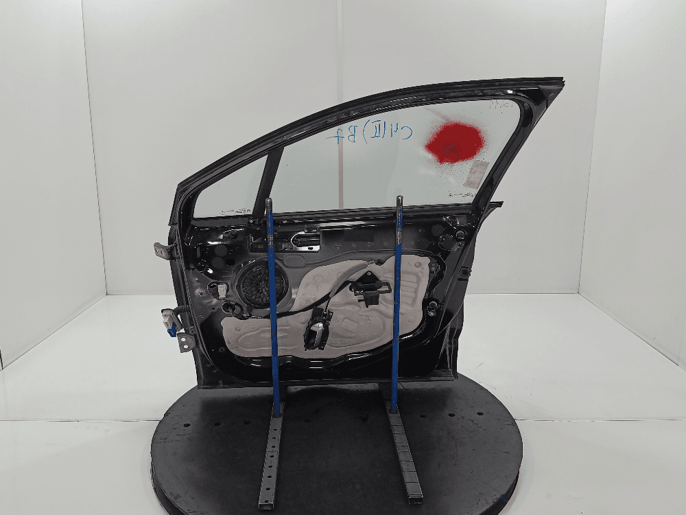 Дверь передняя правая к Citroen C4 2 (10-16)
