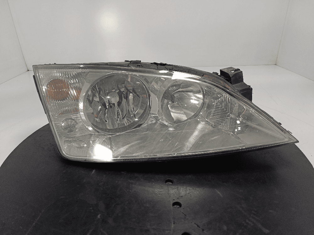 Фара правая к Ford Mondeo 3 (01-03)