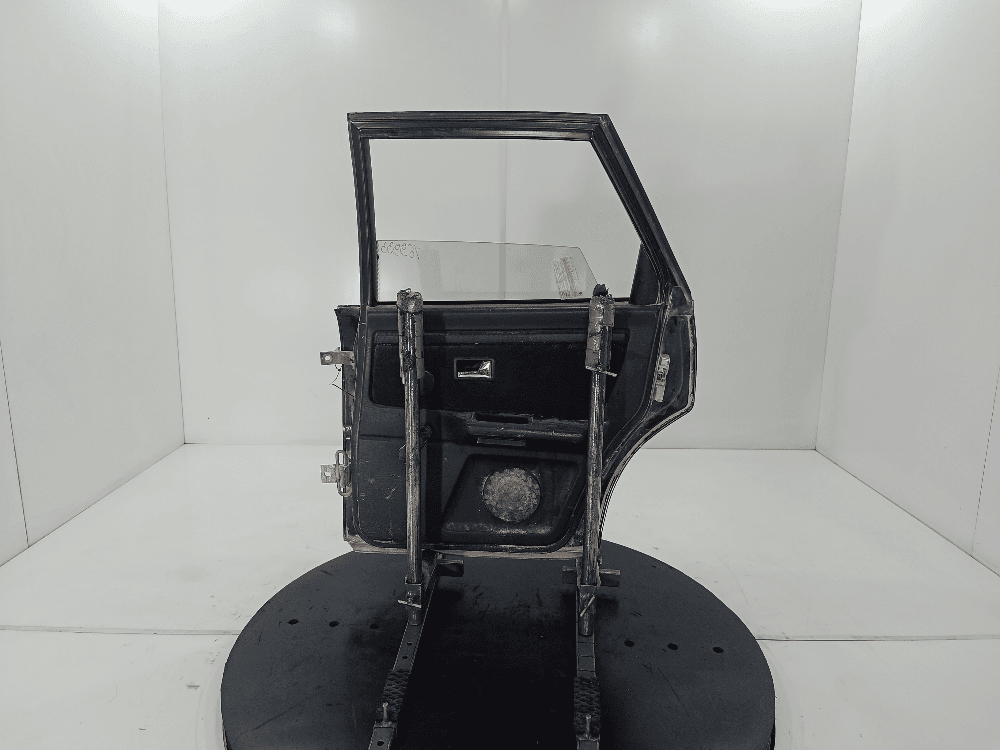 Дверь задняя правая к Audi 80 B4 (91-96)