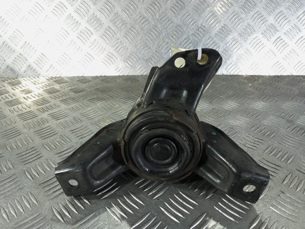 Подушка крепления двигателя к Hyundai ix35 1 (10-13)