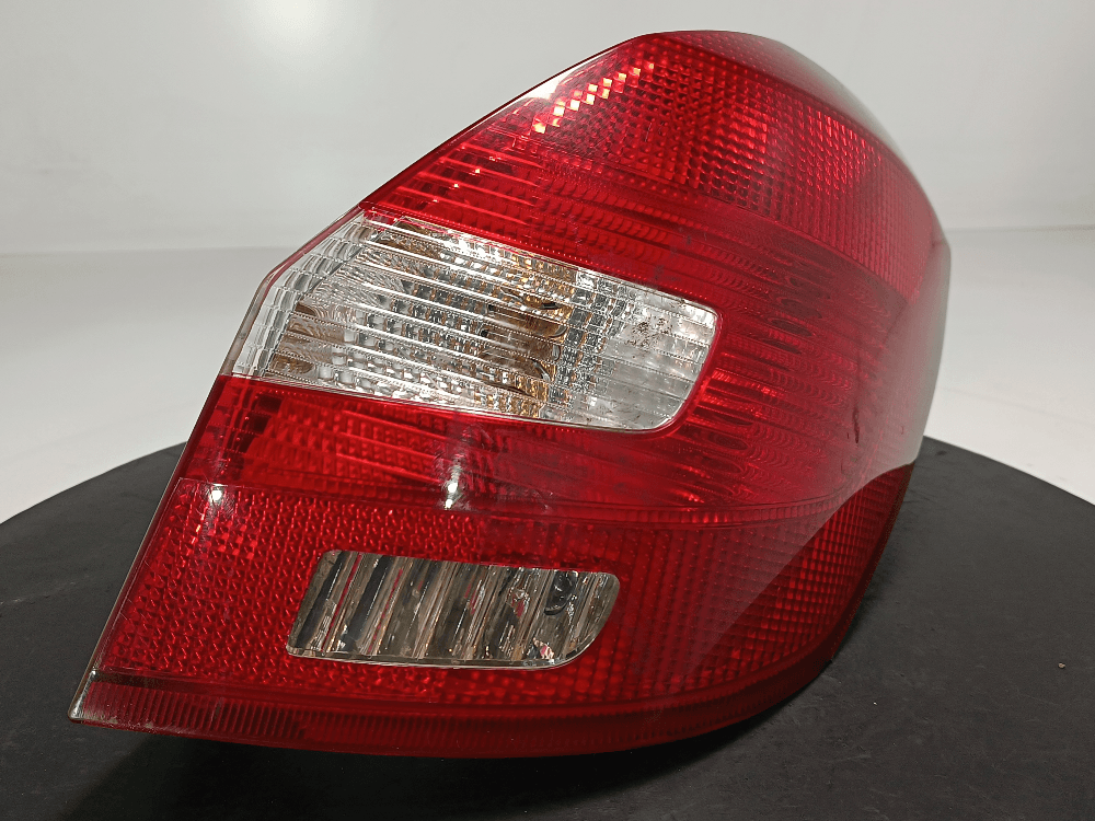 Фонарь задний правый к Skoda Fabia 2 (07-10)