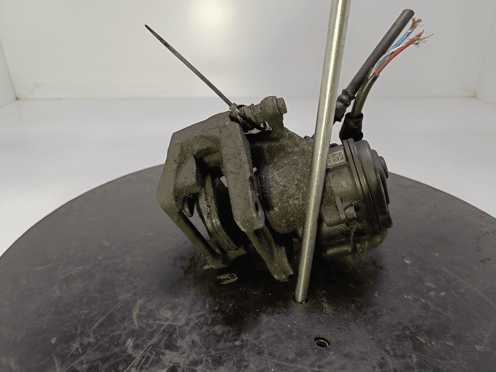 Суппорт задний левый к BMW 5 F10/F11/F07 (09-13)