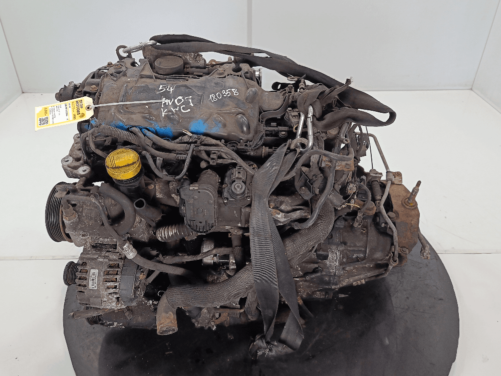 Двигатель к Opel Vivaro A (01-14)