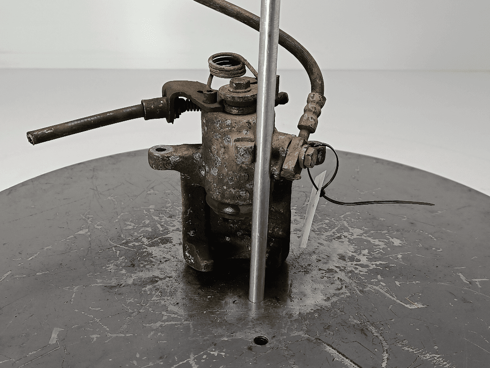 Суппорт задний левый к Audi A4 B7 (04-09)