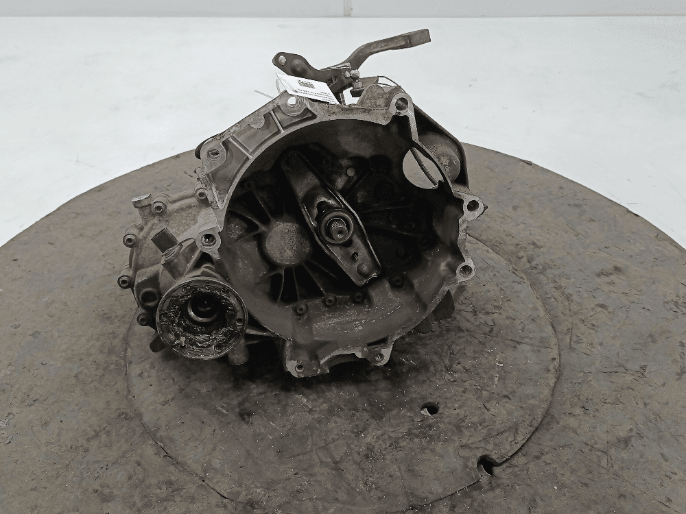 КПП механическая (МКПП) к Volkswagen Polo 4 (01-05)