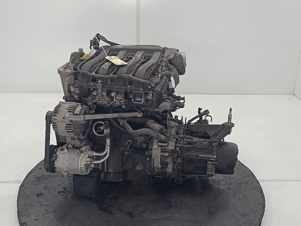 Двигатель к Renault Scenic 2 (03-06)