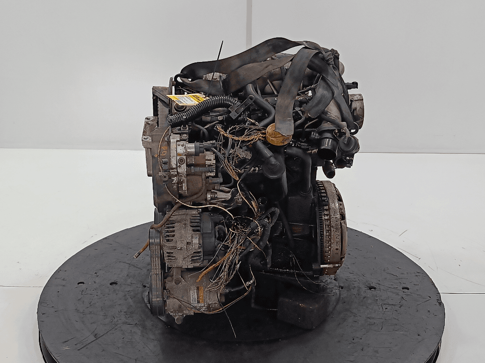 Двигатель к Renault Scenic 2 (03-06)