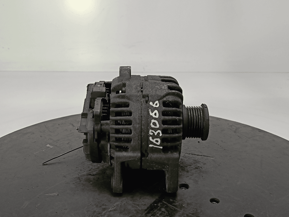 Генератор к Renault Megane 2 Рестайлинг (06-09)