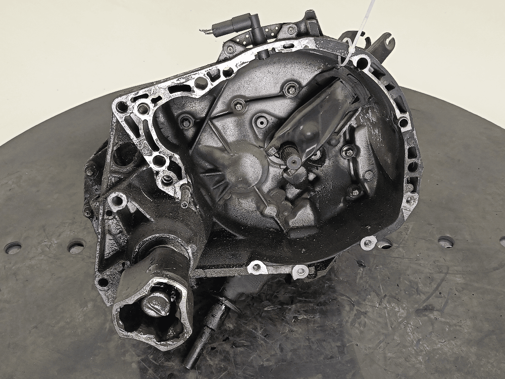 КПП механическая (МКПП) к Renault Clio 2 Рестайлинг (01-03)