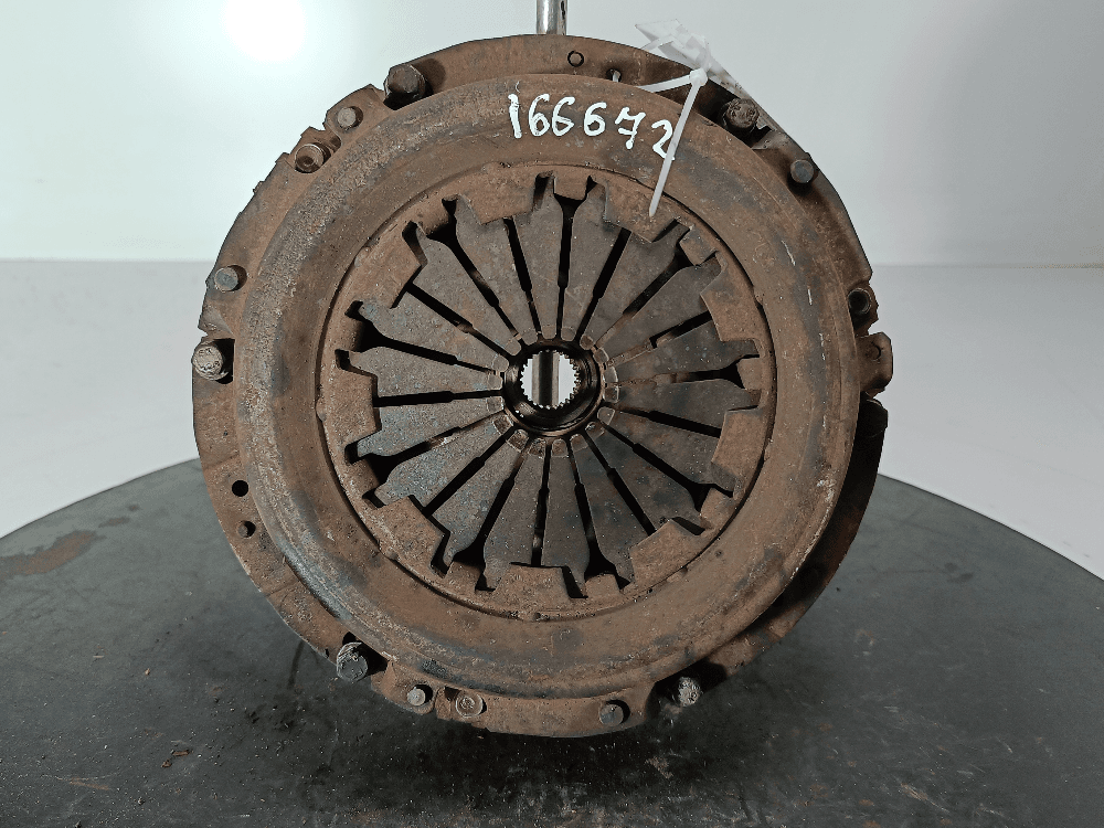 Маховик к Renault Laguna 2 (01-05)