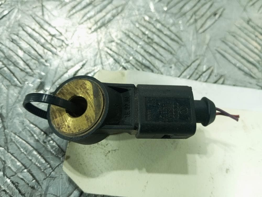 Датчик детонации к Volkswagen Passat B6 (05-10)