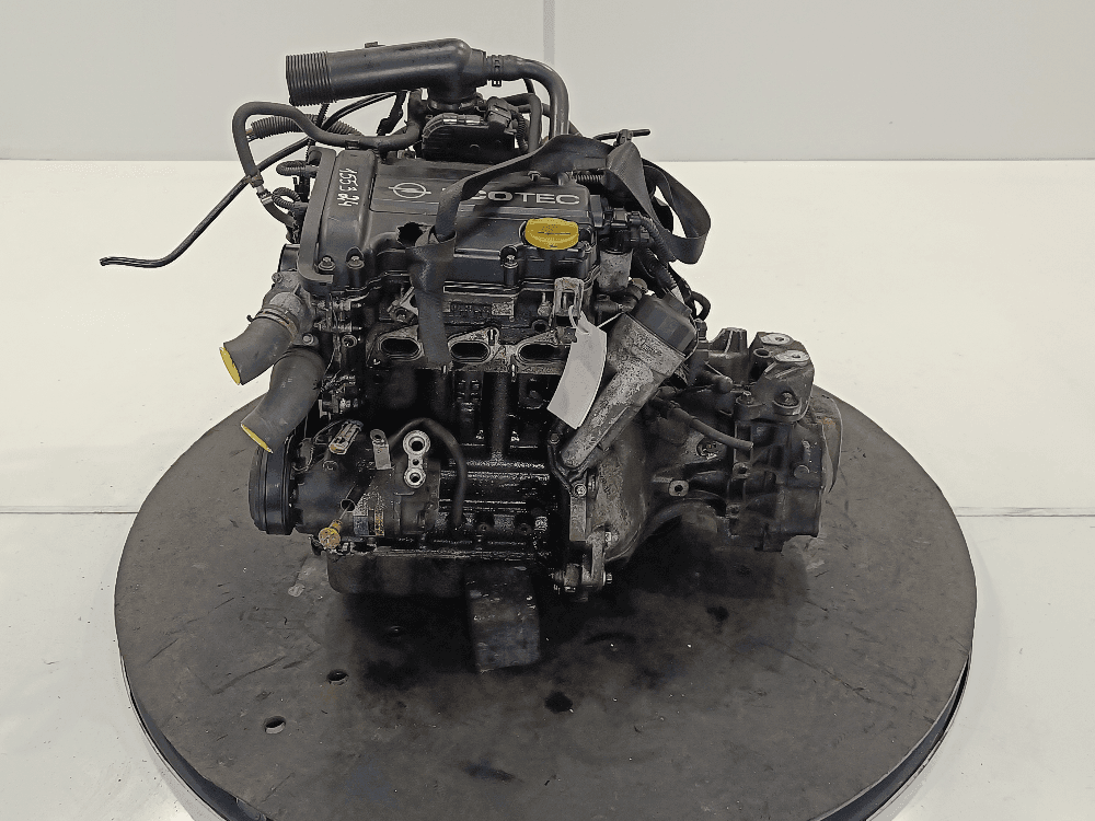 Двигатель к Opel Corsa D (06-11)