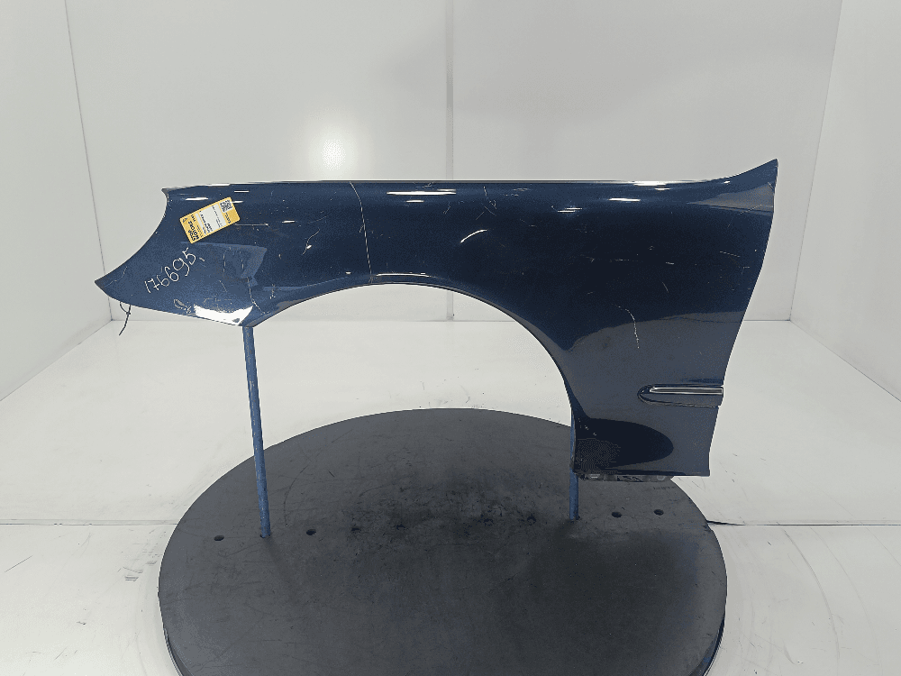 Крыло переднее левое к Mercedes S W220 Рестайлинг (02-05)