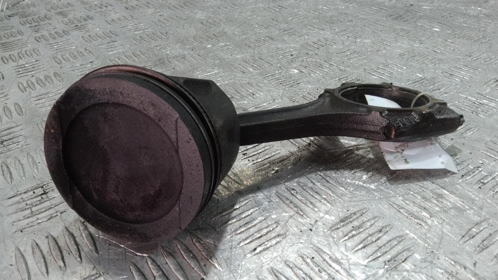 Поршень к Audi A4 B5 (94-99)
