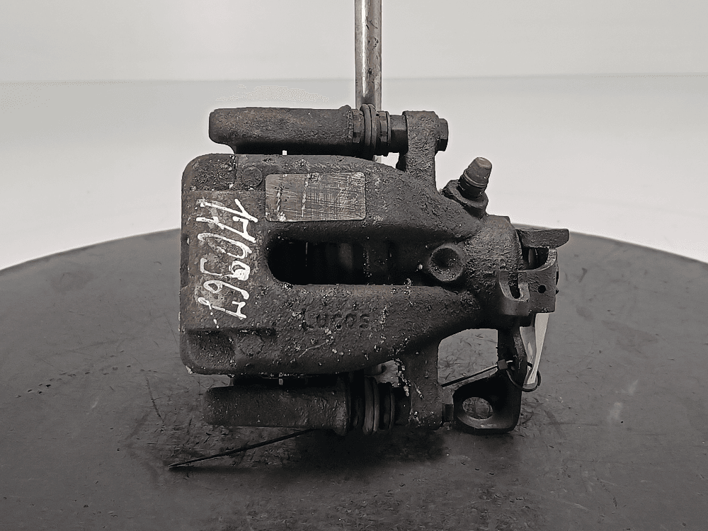 Суппорт задний левый к Peugeot 208 1 (12-15)