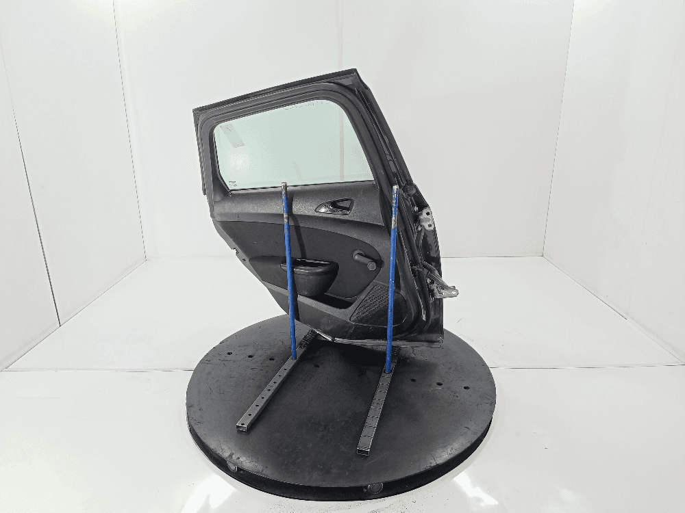 Дверь задняя правая к Opel Astra J (09-12)