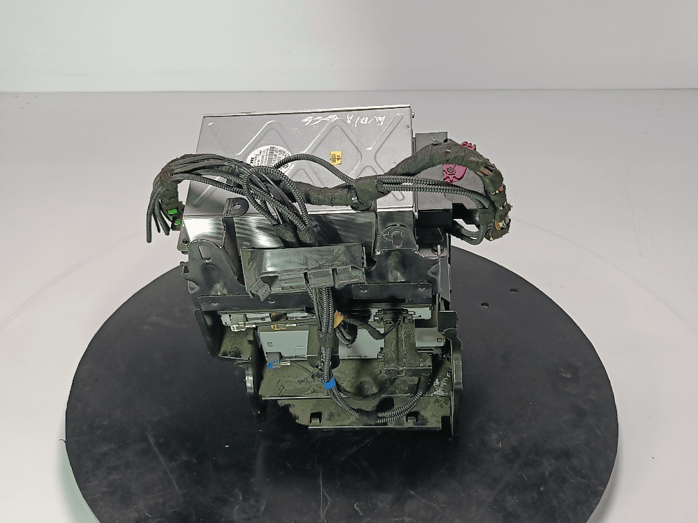 Блок мультимедиа к Audi A6 C6/4F (04-08)