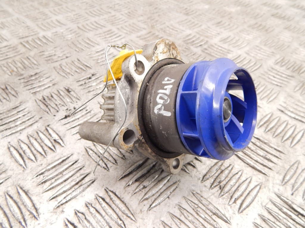 Помпа к Volkswagen Polo 4 (01-05)