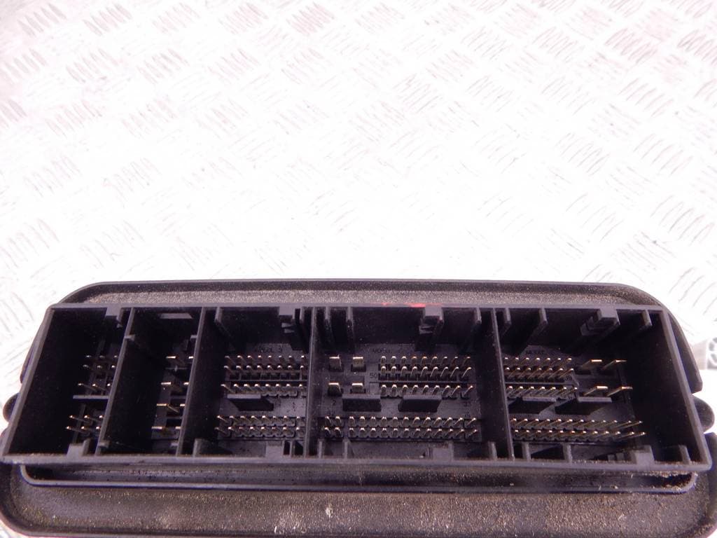 Блок управления двигателем к BMW 7 F01/F02 (08-12)