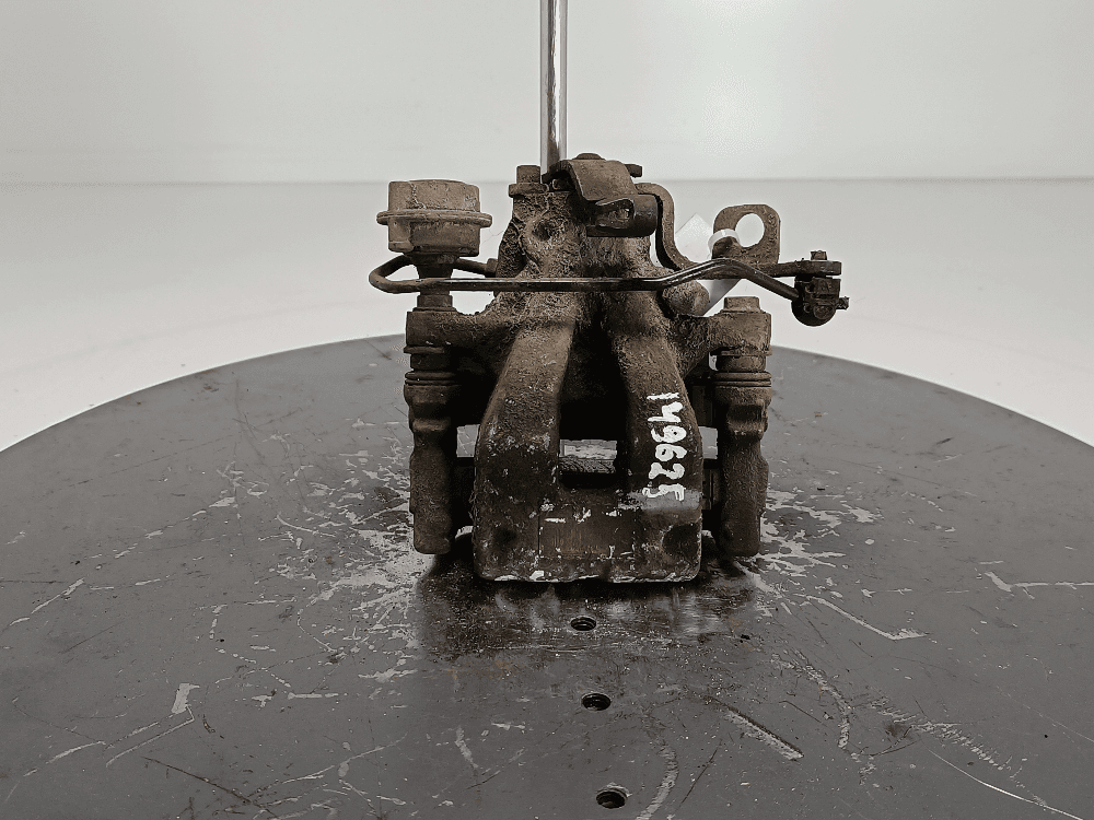 Суппорт задний правый к Citroen C4 Picasso 1 (06-13)