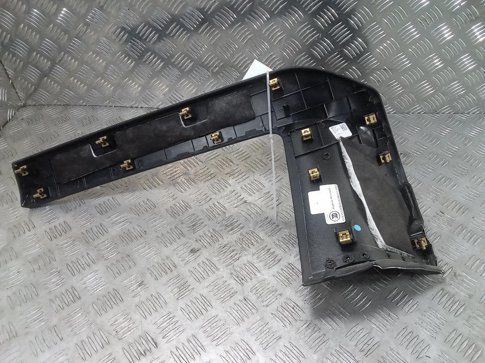 Накладка декоративная на торпедо к Tesla Model X (15-21)