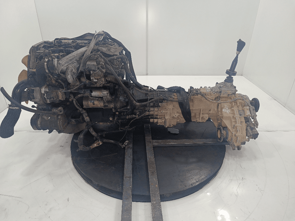 Двигатель к Kia Sorento 1 (02-06)