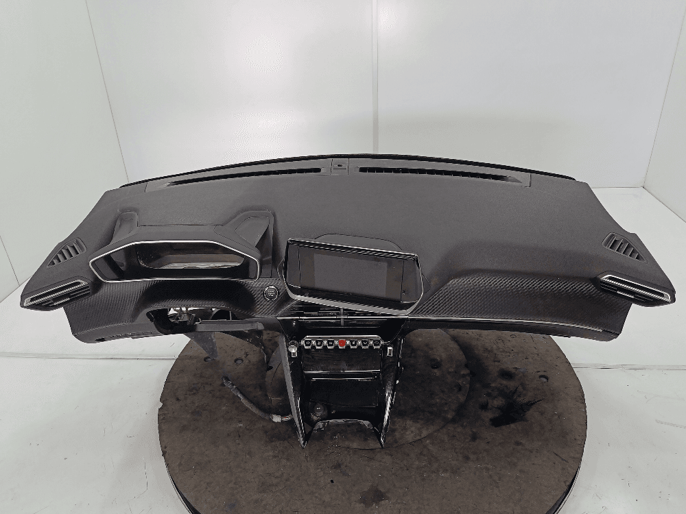 Панель передняя салона (торпедо) к Peugeot 2008 2 (19-24)