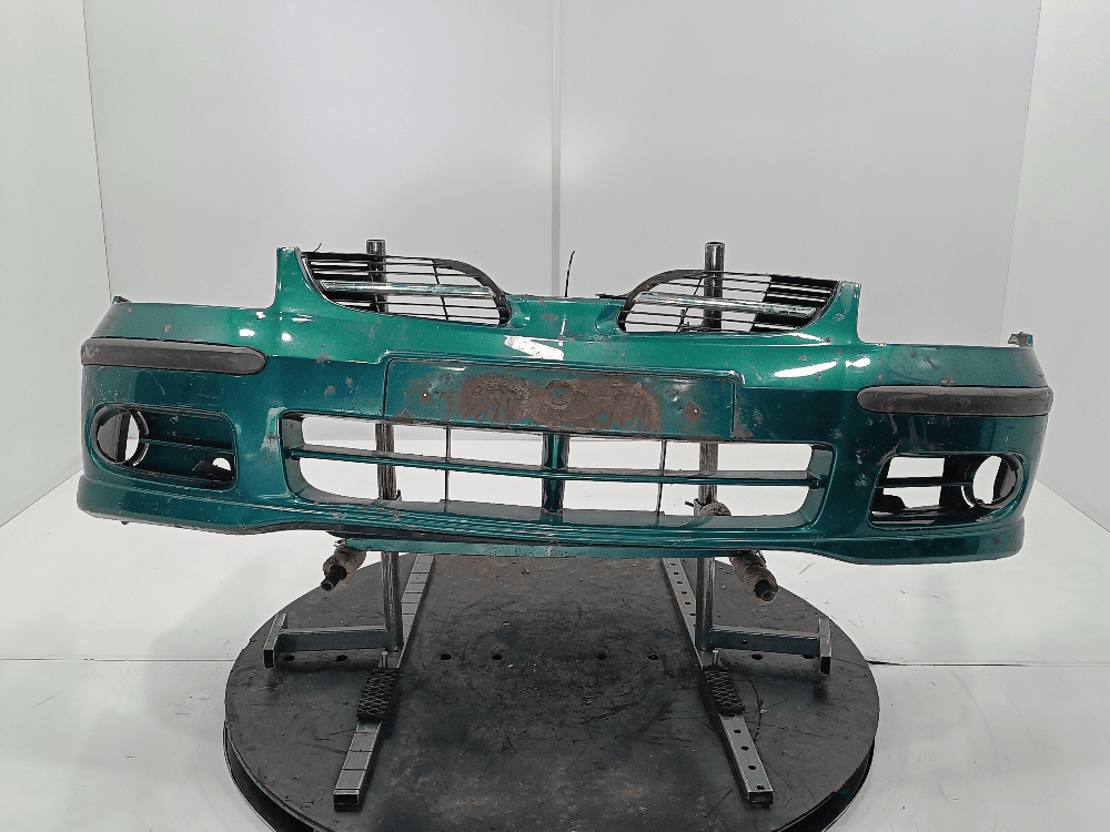 Бампер передний к Nissan  Almera Tino (00-06)