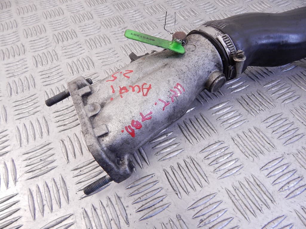 Патрубок интеркулера к Audi A6 C5/4B (97-01)