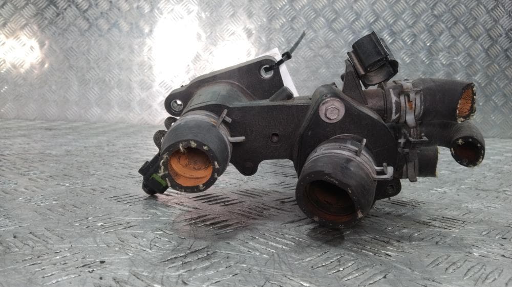 Корпус термостата к Volkswagen Golf 4 (97-06)