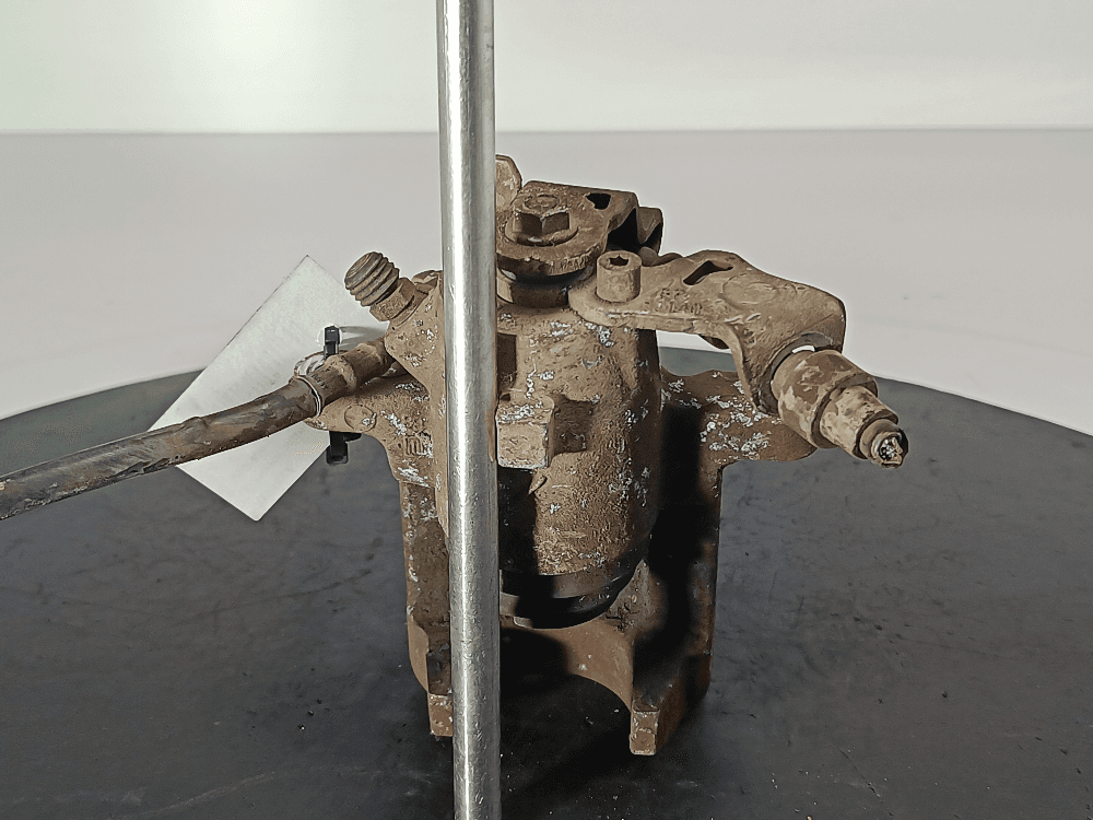 Суппорт задний правый к Volkswagen Golf 4 (97-06)