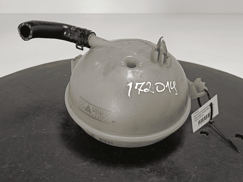 Бачок расширительный к Volkswagen Passat B8 (14-19)