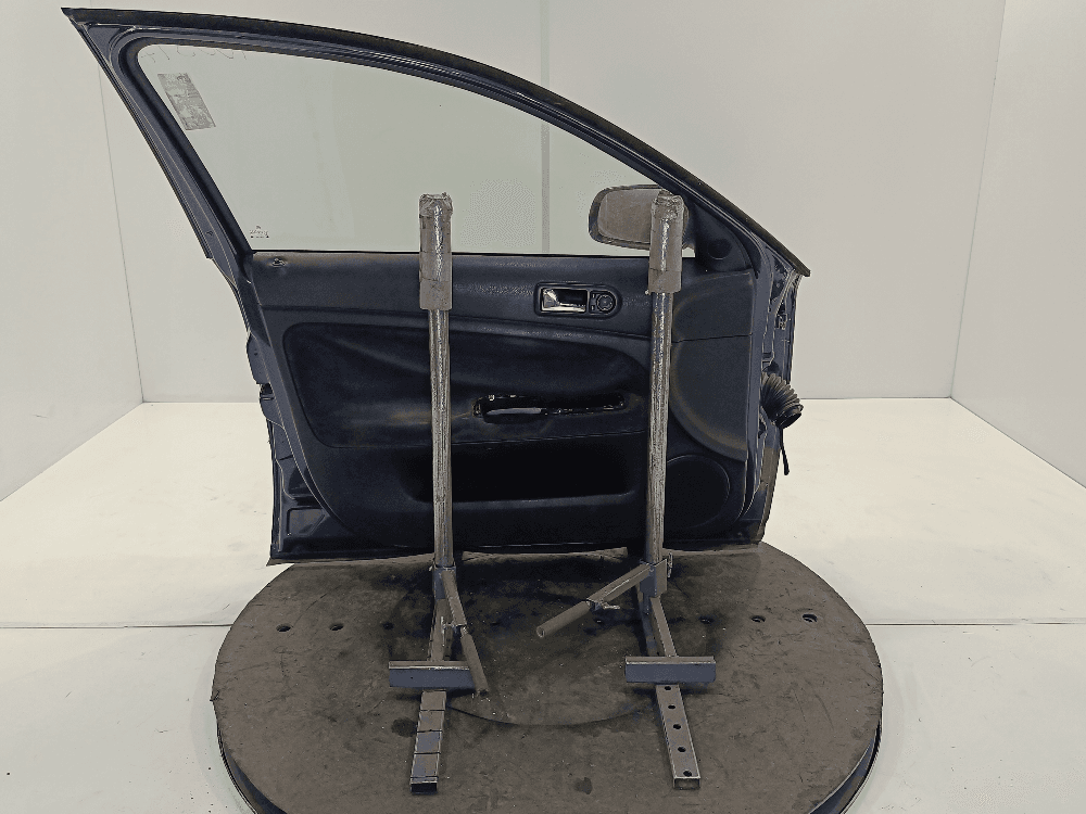 Дверь передняя левая к Volkswagen Passat B5 (96-00)