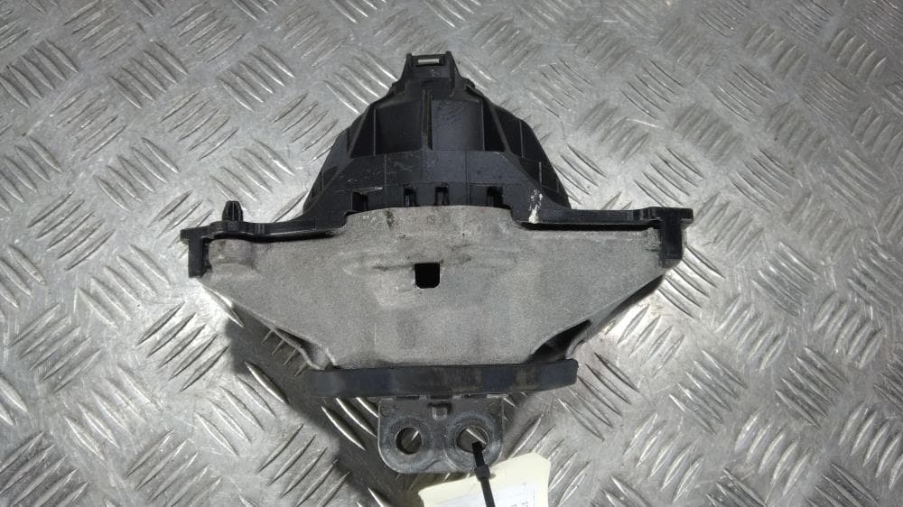 Подушка крепления двигателя к Jeep Grand Cherokee WL (21-24)