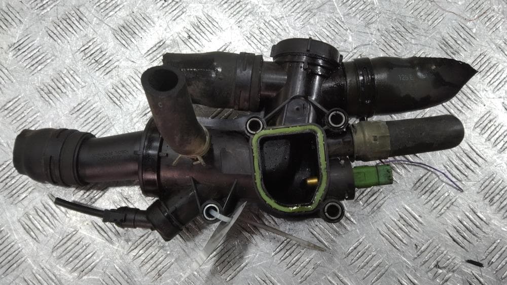 Корпус термостата к Citroen C5 1 Рестайлинг (04-08)