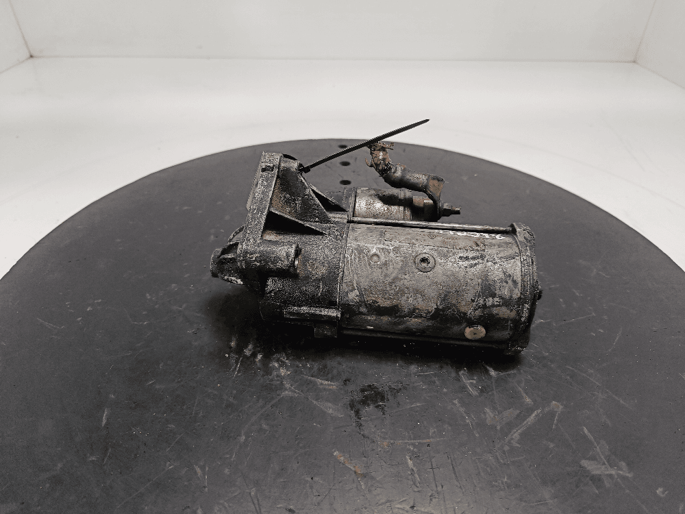 Стартер к Renault Laguna 2 (01-05)