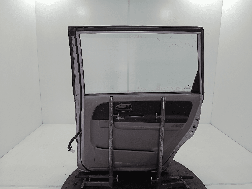 Дверь задняя правая к Hyundai Trajet (00-04)