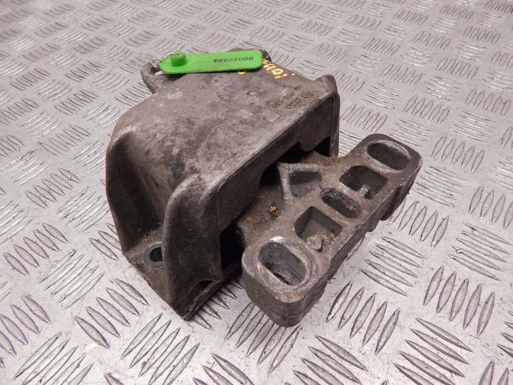Подушка крепления двигателя к Audi A3 8L (96-00)